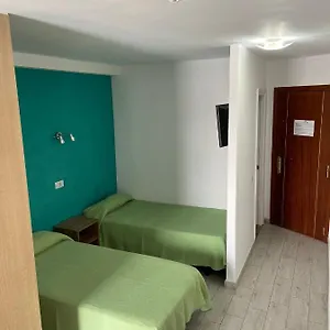 Koka , Playa del Inglés Spanien