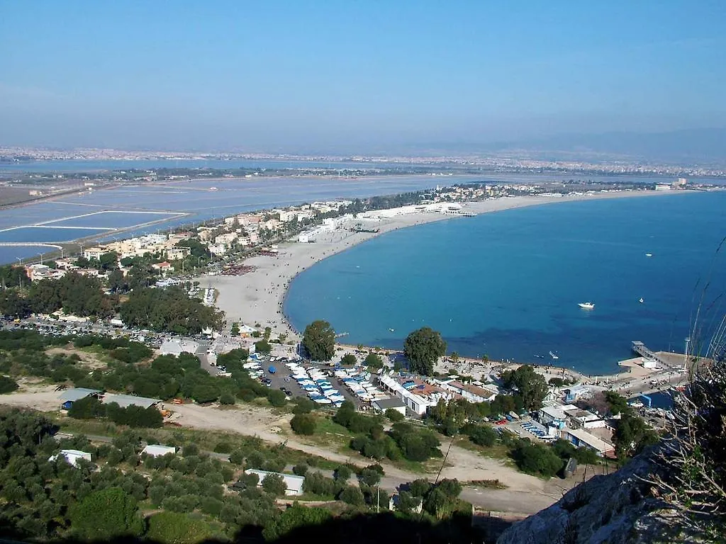 ### Appartamenti Sulla Spiaggia Al Poetto ### Cagliari